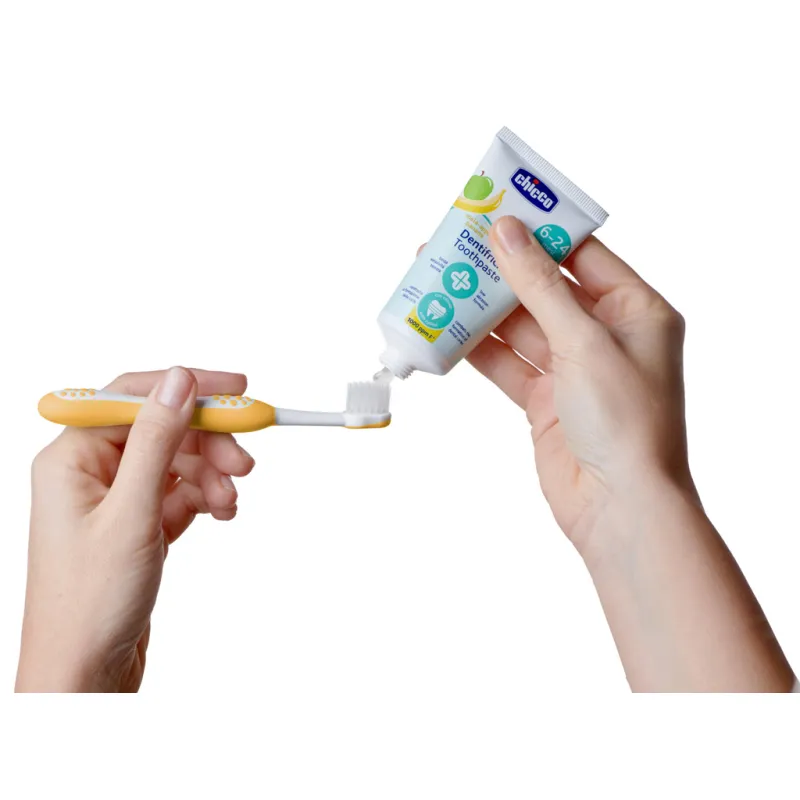 CHICCO Pasta zubní Jablko-banán s fluórem 50ml, 6-24m