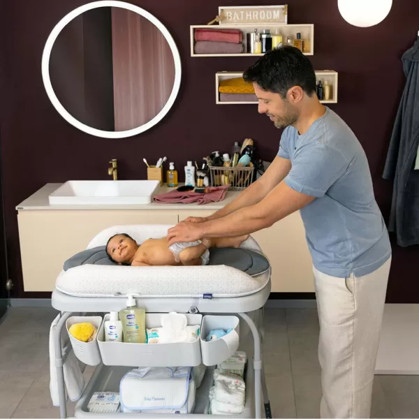 CHICCO Stolek přebalovací s vaničkou Cuddle & Bubble - 0m+, do 11kg