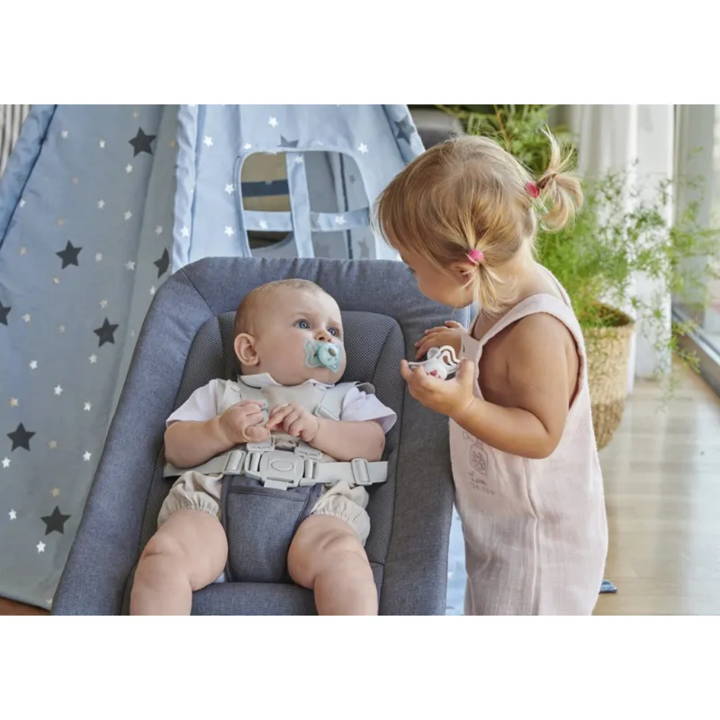 CHICCO Dudlíky Physioforma Light silikonové ortodontické neutral 6-16m, 2 ks