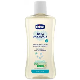 CHICCO Šampon jemný na vlasy a tělo Baby Moments 92 % přírodních složek 200 ml